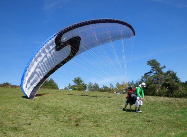  Aufblasen des Segels 